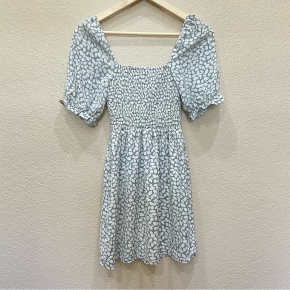 Abercrombie & Fitch Smocked Waist Pami Dress Sage Green / Grey Cottagecore - Picture 9 of 9